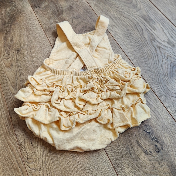 3-6 Yellow Ruffled Baby Romper - Picture 2 of 3